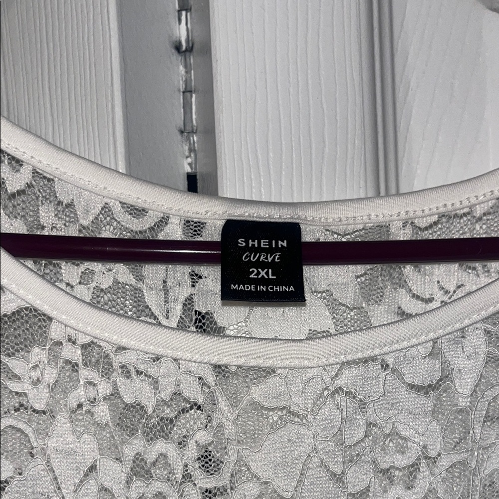 Elegant White Lace Maxi Dress with Sheer Sleeves - Picture 9 of 11